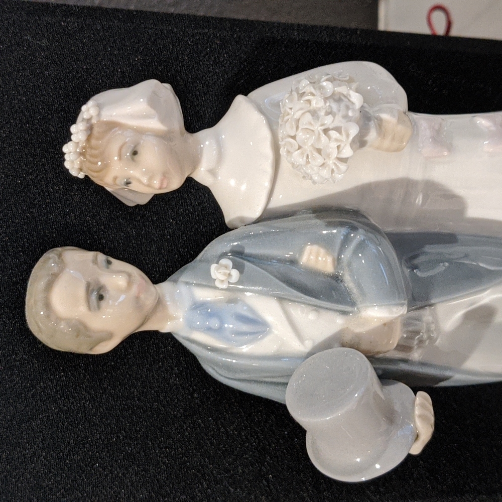 Lladro bride and groom